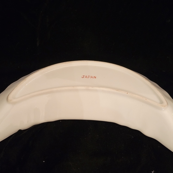 Vintage Japan china bone dish, crescent shape side plate. - Picture 5 of 5